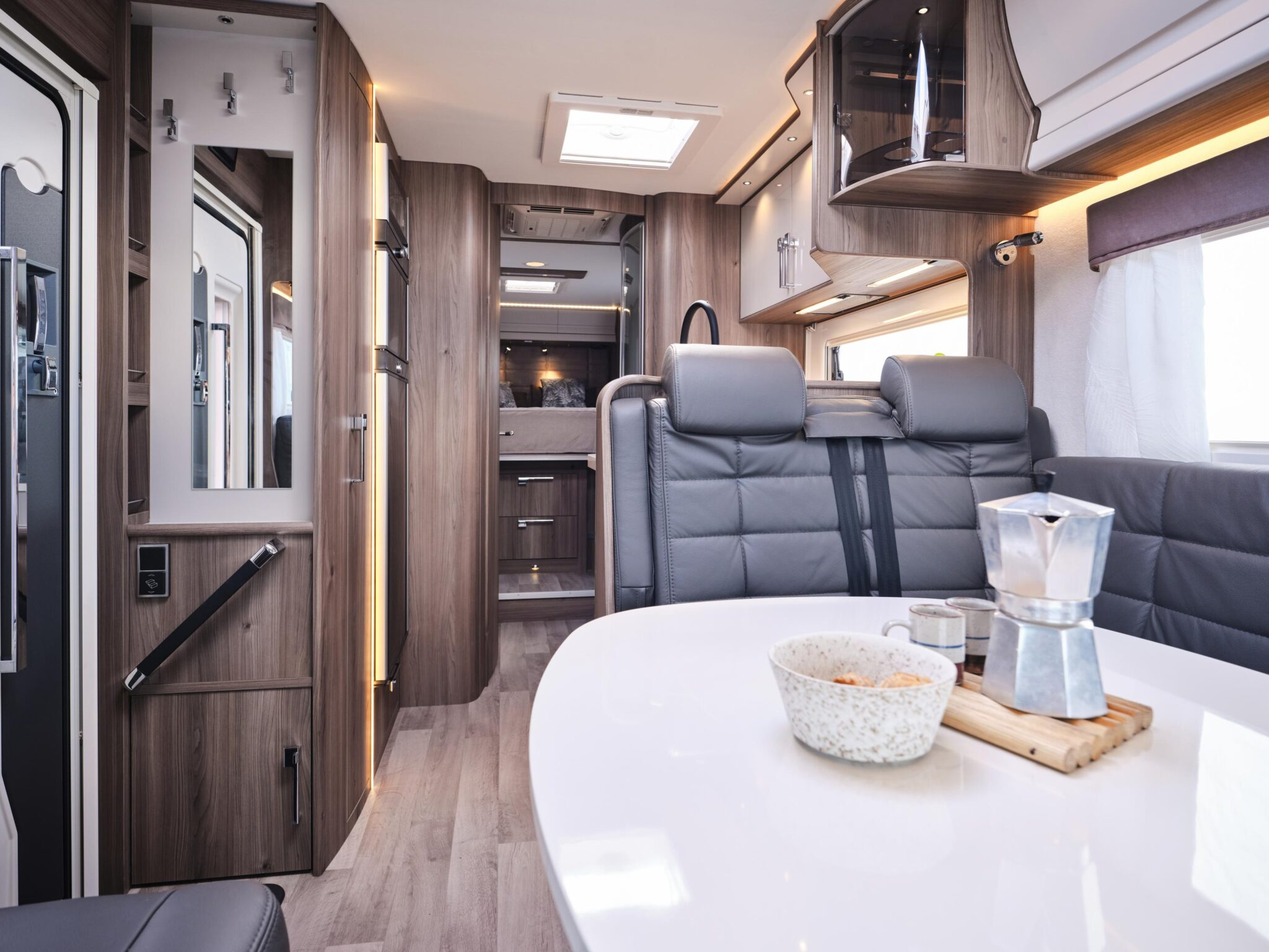 Kabe-motorhome-interieur-2048x1536